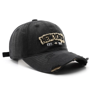 Vintage schwarze gewaschene Baseballkappe mit New York Stickerei und Distressed-Effekt