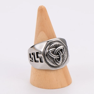 Vintage stainless steel trinity knot ring for men with punk style geometric cutouts