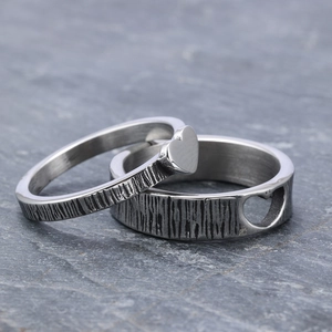 Couples stainless steel heart rings with unique vertical bark texture in silver finish
