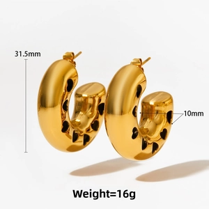 Detail view of hollow heart C-shape earrings showing 31.5mm size and 10mm thickness