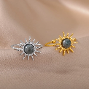 Vintage sun design stainless steel rings with black turquoise in gold and silver finish