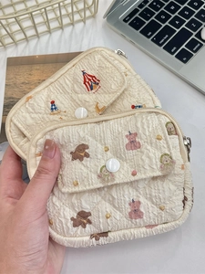 Quilted beige circus and bear animal pattern multipurpose storage pouch for cards and coins