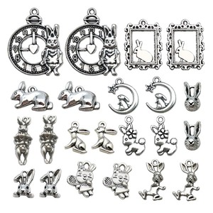 Hasen-Anhänger-Set aus Zinklegierung in Antiksilber für kreative DIY-Schmuckherstellung
