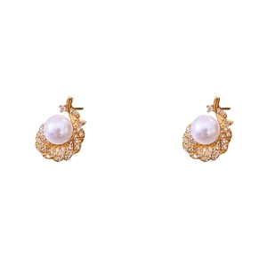 Elegant gold feather pearl stud earrings with zircon crystals for women stylish accessory