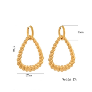 Goldene gedrehte Tropfenohrringe aus Edelstahl für Damen, Abmessungen 47 mm x 32 mm