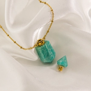 Hexagonal green natural stone perfume bottle necklace with 14K gold plated chain and cap