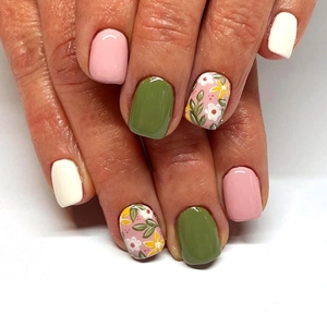 Glossy Press On Nails Fresh Oil Painting Floral Pattern Artificial Nail Tips For Women Elegant Round Squoval Manicure