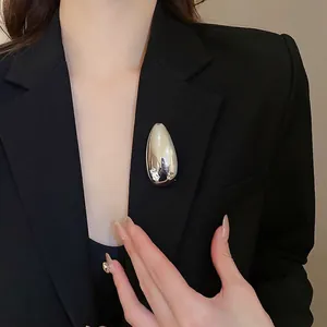 Minimalist Teardrop Brooch Pin Mirror Polished Alloy Metal Irregular Oval High Shine Jewelry Accessory For Suits Lapels