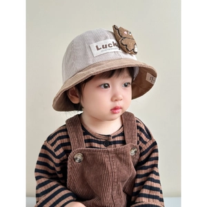 Cute baby bear fisherman hat made of corduroy for boys and girls in beige and brown