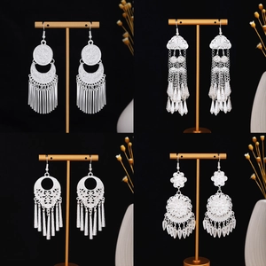 Orecchini Pendenti Etnici Con Nappe Lunghe Lega Tonalità Argento Farfalla Pavone Fiore Vintage Bohemien Gioielli Tribali Per Donna