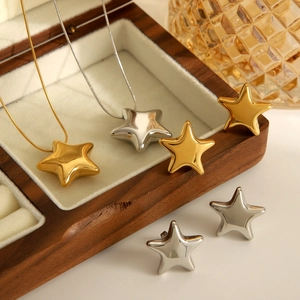Polished 18K gold and silver stainless steel star pendant necklace and earrings set