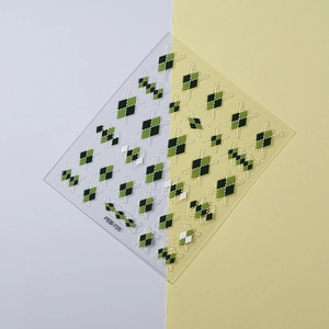 Stickers à ongles motif losanges argyle vert et noir sur planche adhésive FEB-725