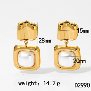 Detail view of 316 stainless steel square drop earrings with pearls and dimensions