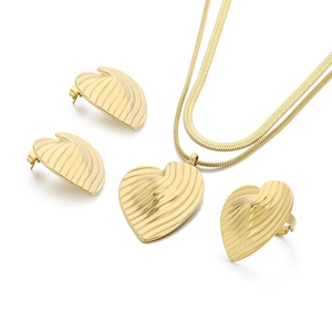 18K gold stainless steel jewelry set with textured wavy heart necklace, ring and earrings