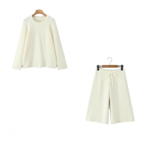 Women's cream white ribbed knit set with round neck long sleeve top and shorts