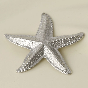 Detailed macro view of 304 stainless steel starfish pendant with textured silver surface