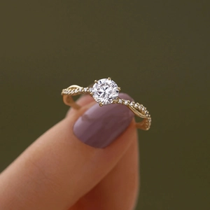 S925 sterling silver gold twisted ring with six-prong brilliant round cut solitaire