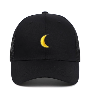 Mond Stickerei Trucker Cap Mesh Rückseite Verstellbar Snapback Baseball Cap Für Damen Herren Outdoor Atmungsaktiv Sonnenschutz Schwarz