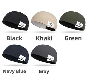 Griglia dettagliata del berretto Docker in nero, kaki, verde, blu navy e grigio
