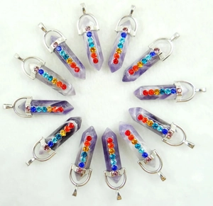 Set van 12 amethist hexagonale hangers met zeven chakra stenen en zilverkleurige kappen