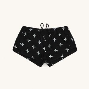 Outdoor low-waist black cargo shorts with white cross print and drawstring waist