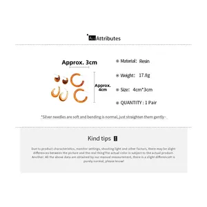 Detailed specs of acrylic C-shaped earrings with resin texture and 925 silver needles