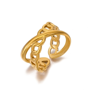 Adjustable golden stainless steel ring featuring a chain link design and sleek leaf aesthetic