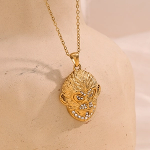Collier avec pendentif singe en acier inoxydable plaqué or 18K et cristaux brillants