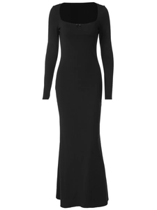 Robe longue noire élégante à manches longues avec col en U et détail nœud
