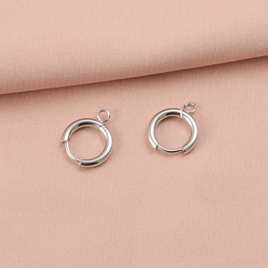 Boucles d'oreilles créoles en acier inoxydable argenté poli avec anneau de suspension