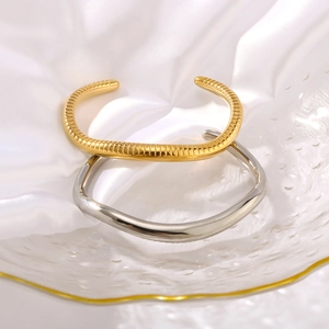 18K gold plated C-shaped snake pattern and silver wavy stainless steel bracelets