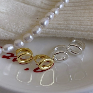 Minimalist S925 sterling silver oval hoop earrings in gold and silver finishes