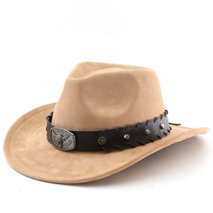 Chapeau de cowboy en feutre beige avec bandeau en cuir et emblème de tête de taureau