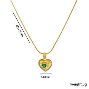 18k gold textured heart pendant necklace with emerald zircon on snake chain