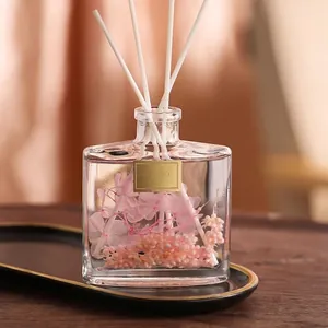 120ml glass reed diffuser with pink dried flowers and white fiber sticks for home decor