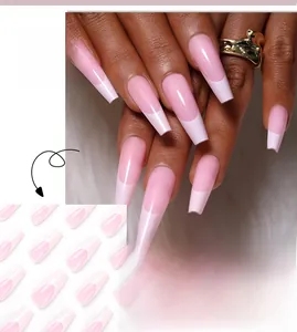 Faux ongles ballerine longs roses avec pointes French blanches classiques chic