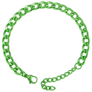 Detail of green curb chain bracelet with lobster clasp and adjustable extension chain