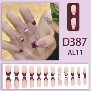 Burgunderfarbenes und rosa Herz-Press-on-Nagelset mit 24 Nagelstücken im Ballet-Stil