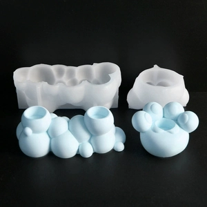 Détail de moules en silicone liquide pour bougies et savons DIY patte de chat