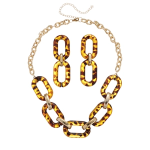 Retro acrylic leopard print chain necklace and earrings set with gold links for women