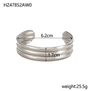 Detail view of silver titanium steel bangle showing dimensions of 6.2cm inner diameter