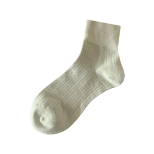 Vertical ribbed cotton socks in creamy beige, Japanese style low cut minimalist hosiery