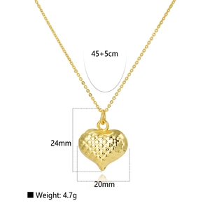 Detail showing 24mm x 20mm heart pendant size and weight specs on a 45cm chain