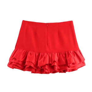 Ensemble rouge deux pièces avec haut à volants et mini-jupe à volants dos