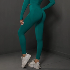Détail du legging de yoga sans couture taille haute et haut manches longues bleu foncé