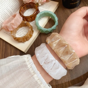 Vintage iridescent acrylic geometric triangular stretch bracelets in various earth tones