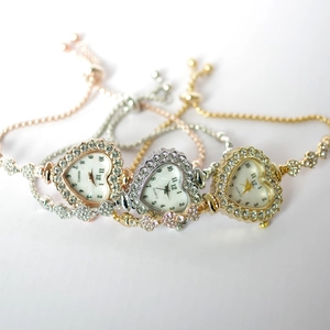Fashion heart-shaped crystal watch set in rose gold, silver, and gold finish