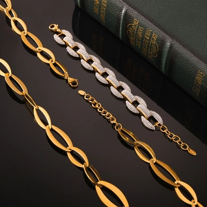 French Retro Gold Titanium Steel Necklace And Rhinestone Bracelet For Women Elegant Interlocking Oval Chain Jewelry