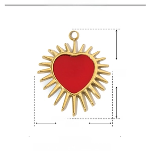Detail view of heart pendant dimension 20mm x 16mm made of stainless steel and acrylic