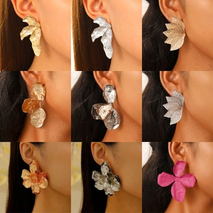 Large Alloy Flower Leaf Earrings With Steel Earring Post Irregular Pleated Statement Holiday Party Jewelry Women